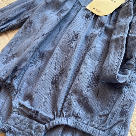 Baby girl blue printed bubble romper long sleeve with matching headband - Picture 6 of 6